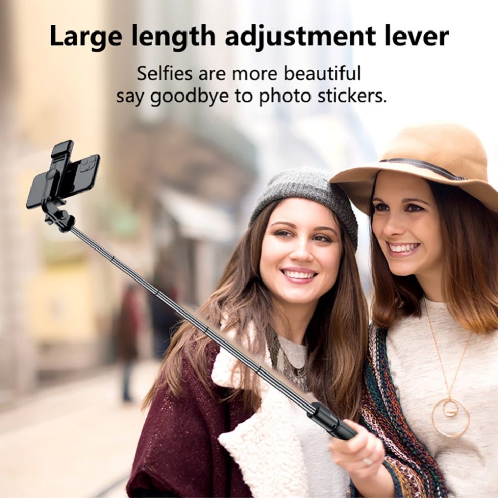 Selfie-Stick-With-Fill-Light-5-980x980