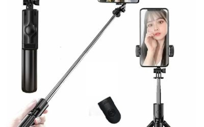 Can a portable selfie stick be used for vertical as well as horizontal shooting?